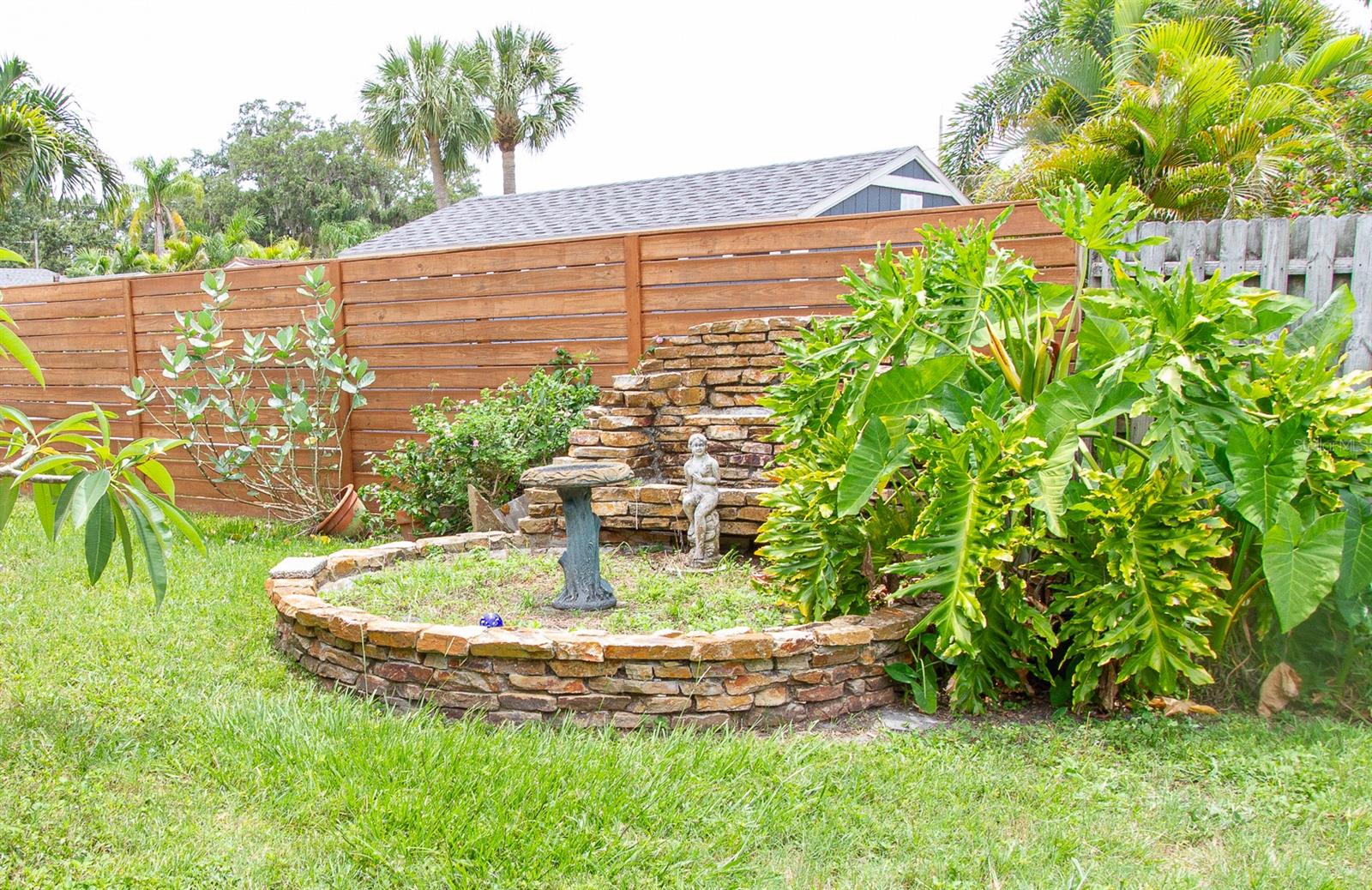 PATTY ANN ACRES - Residential