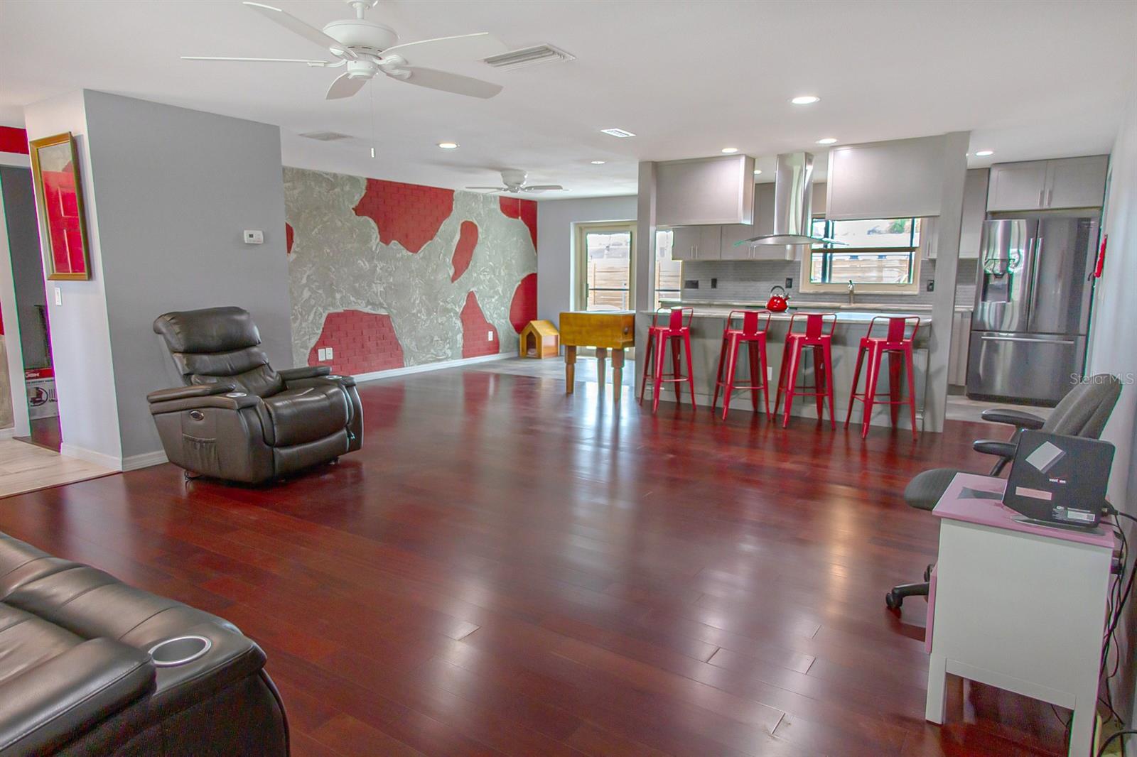 PATTY ANN ACRES - Residential