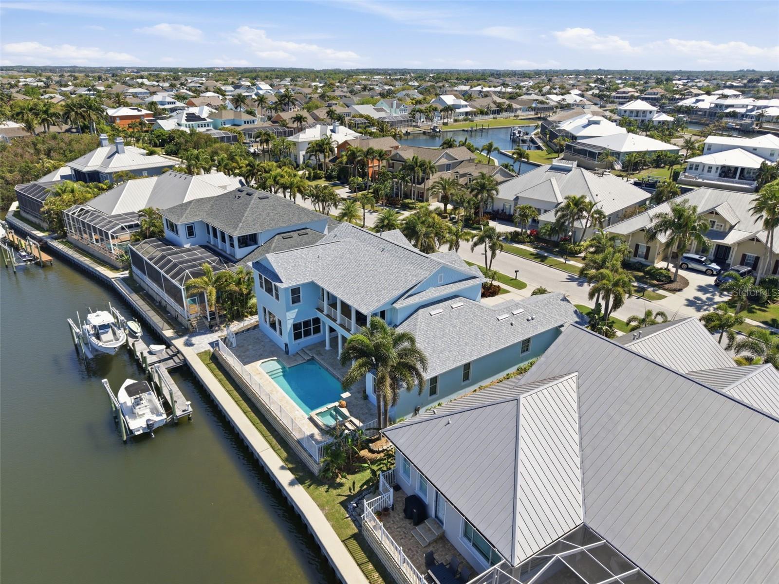 MIRABAY PH 3B-2 - Residential