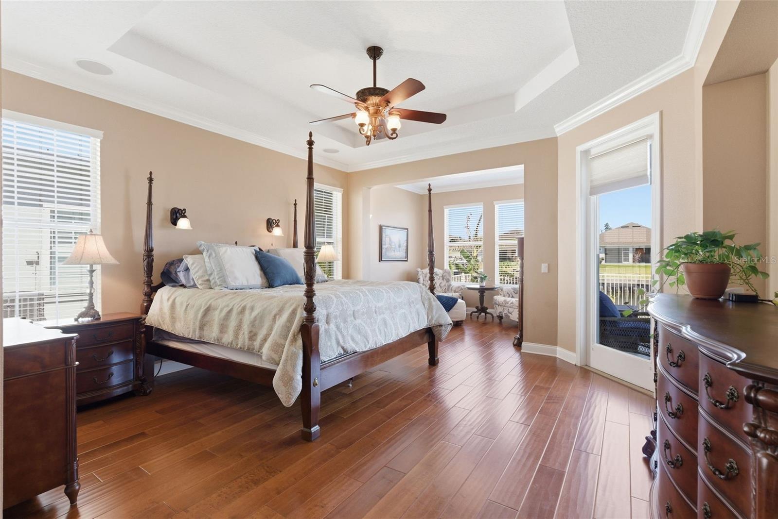 MIRABAY PH 3B-2 - Residential