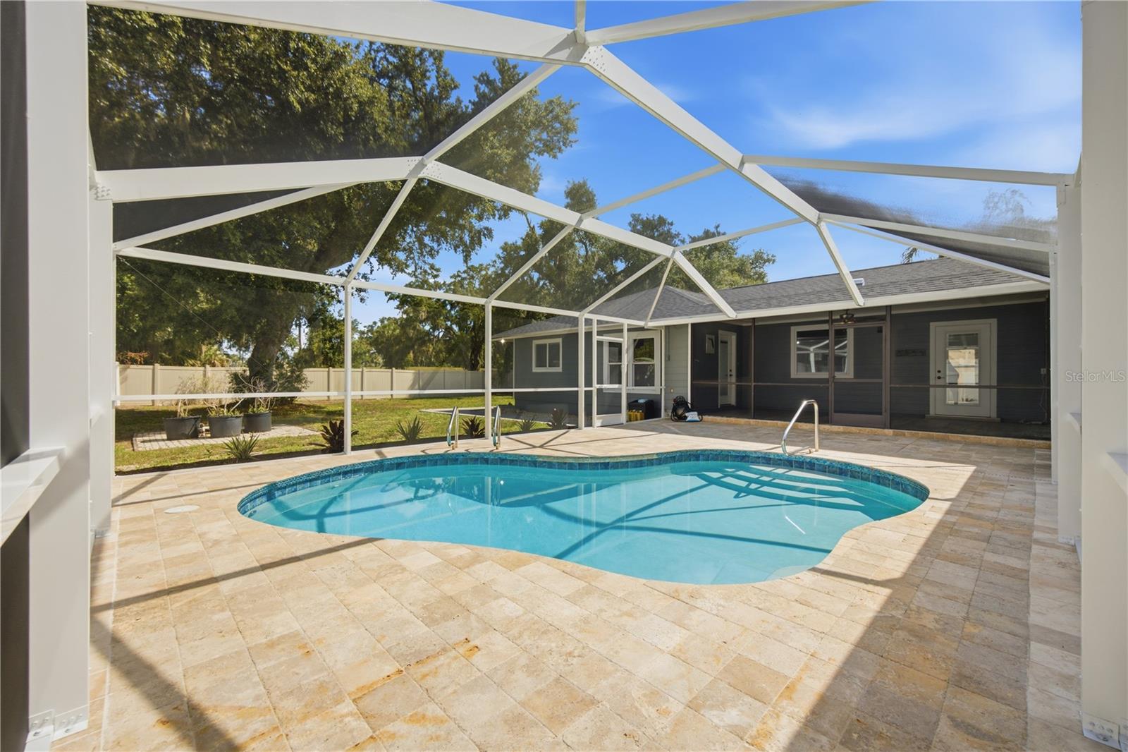 SARASOTA GOLF CLUB COLONY 4 - Residential