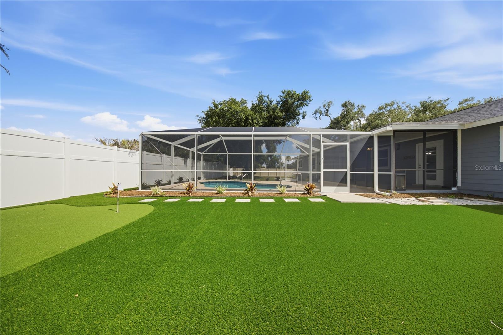 SARASOTA GOLF CLUB COLONY 4 - Residential