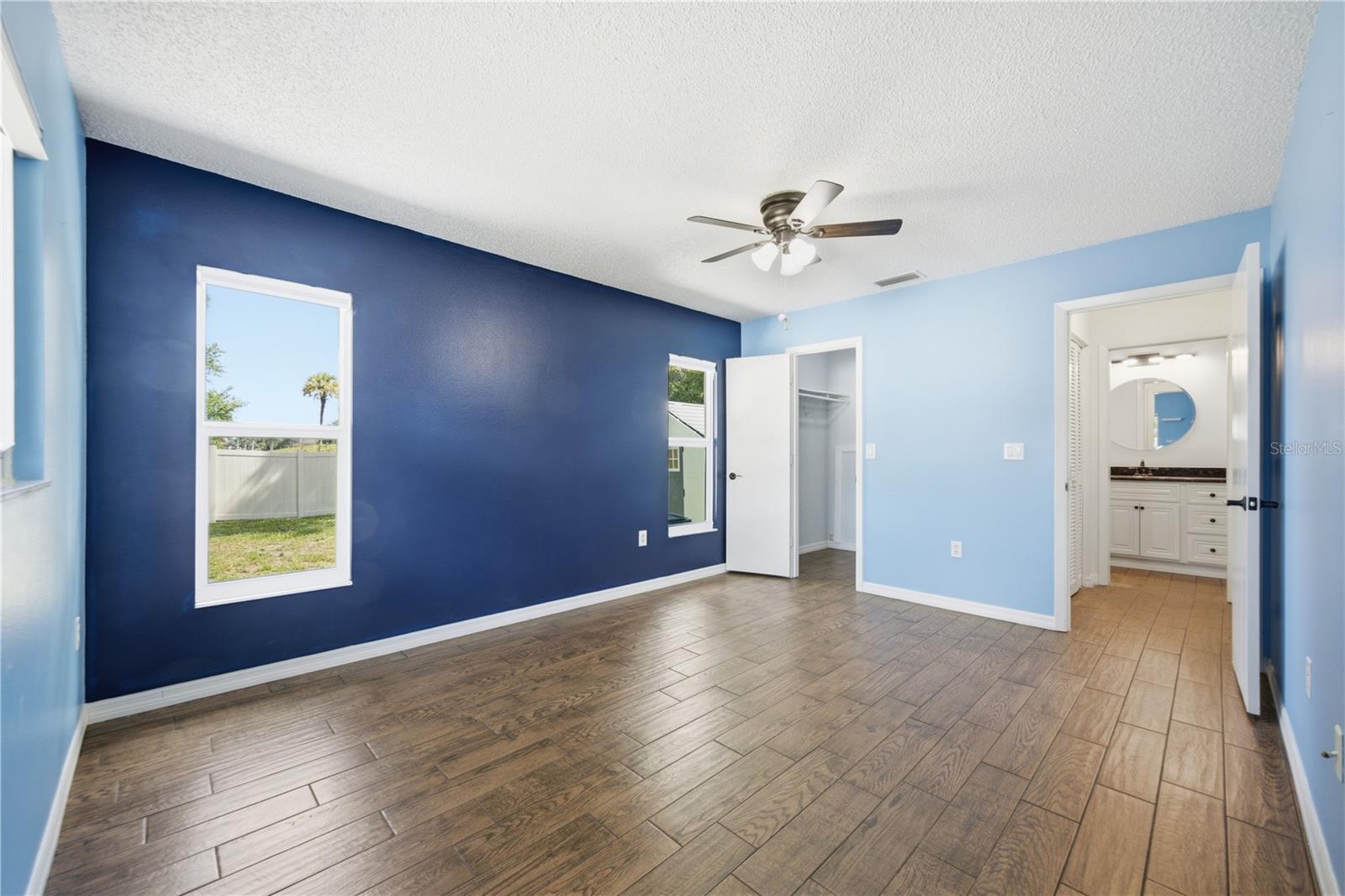 SARASOTA GOLF CLUB COLONY 4 - Residential