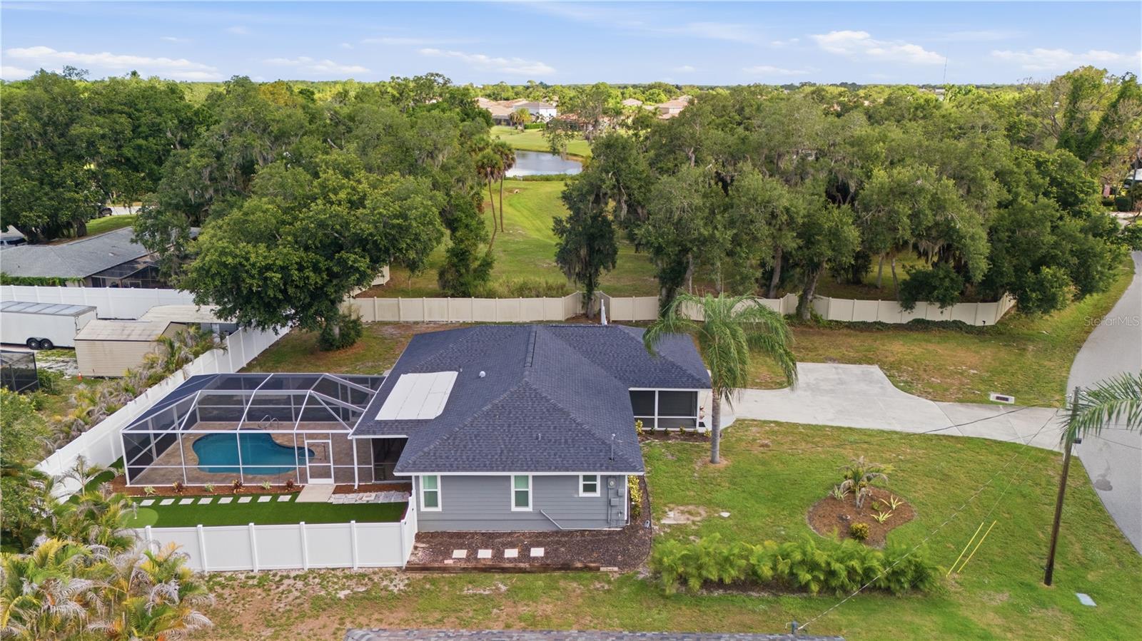 SARASOTA GOLF CLUB COLONY 4 - Residential