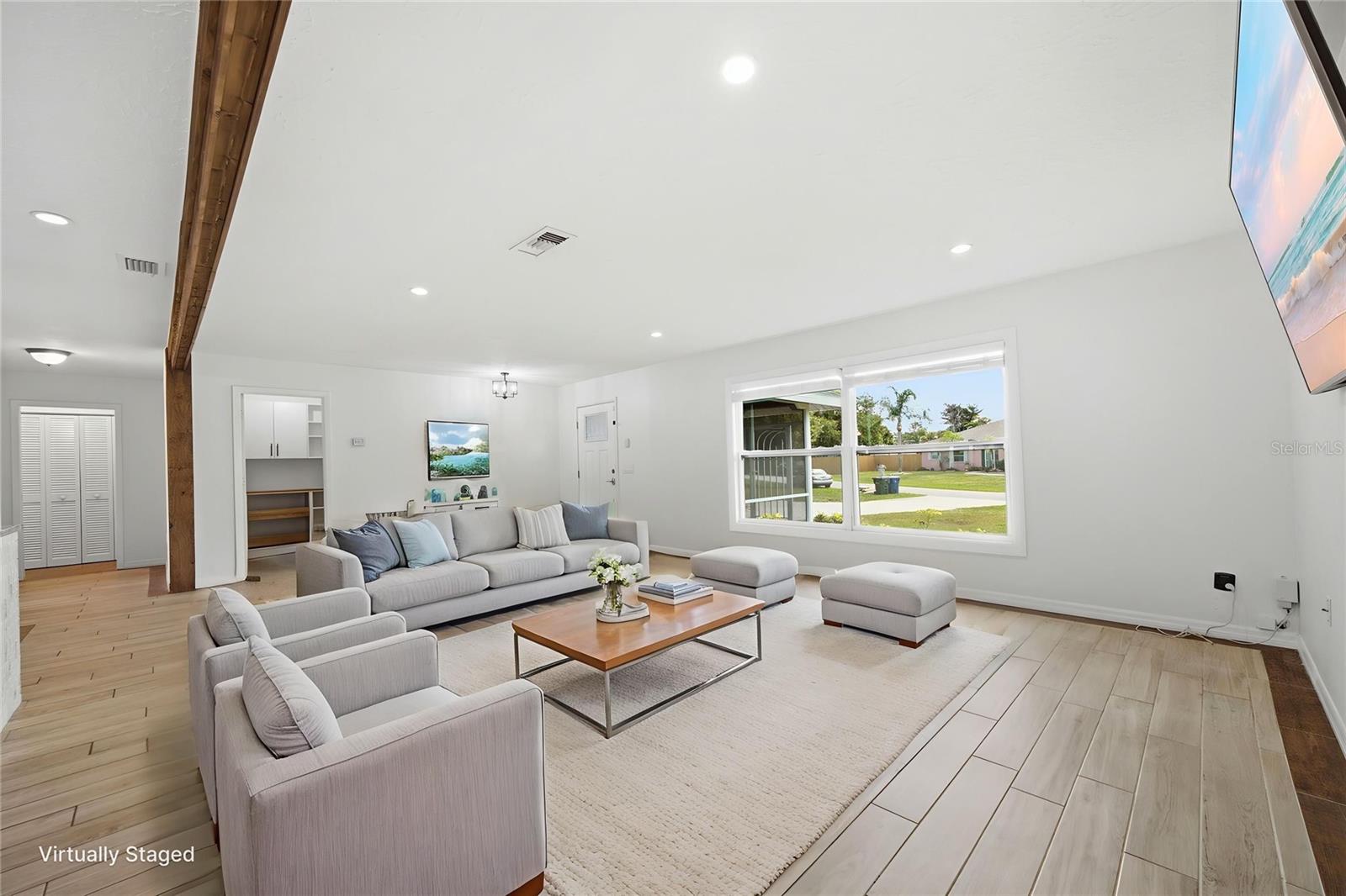 SARASOTA GOLF CLUB COLONY 4 - Residential
