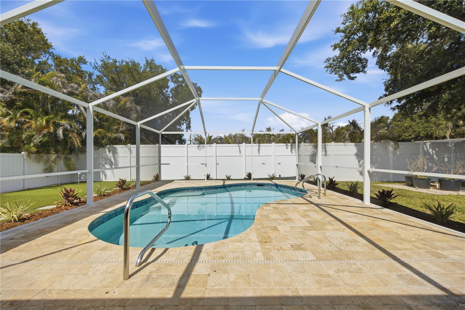 SARASOTA GOLF CLUB COLONY 4 - Residential
