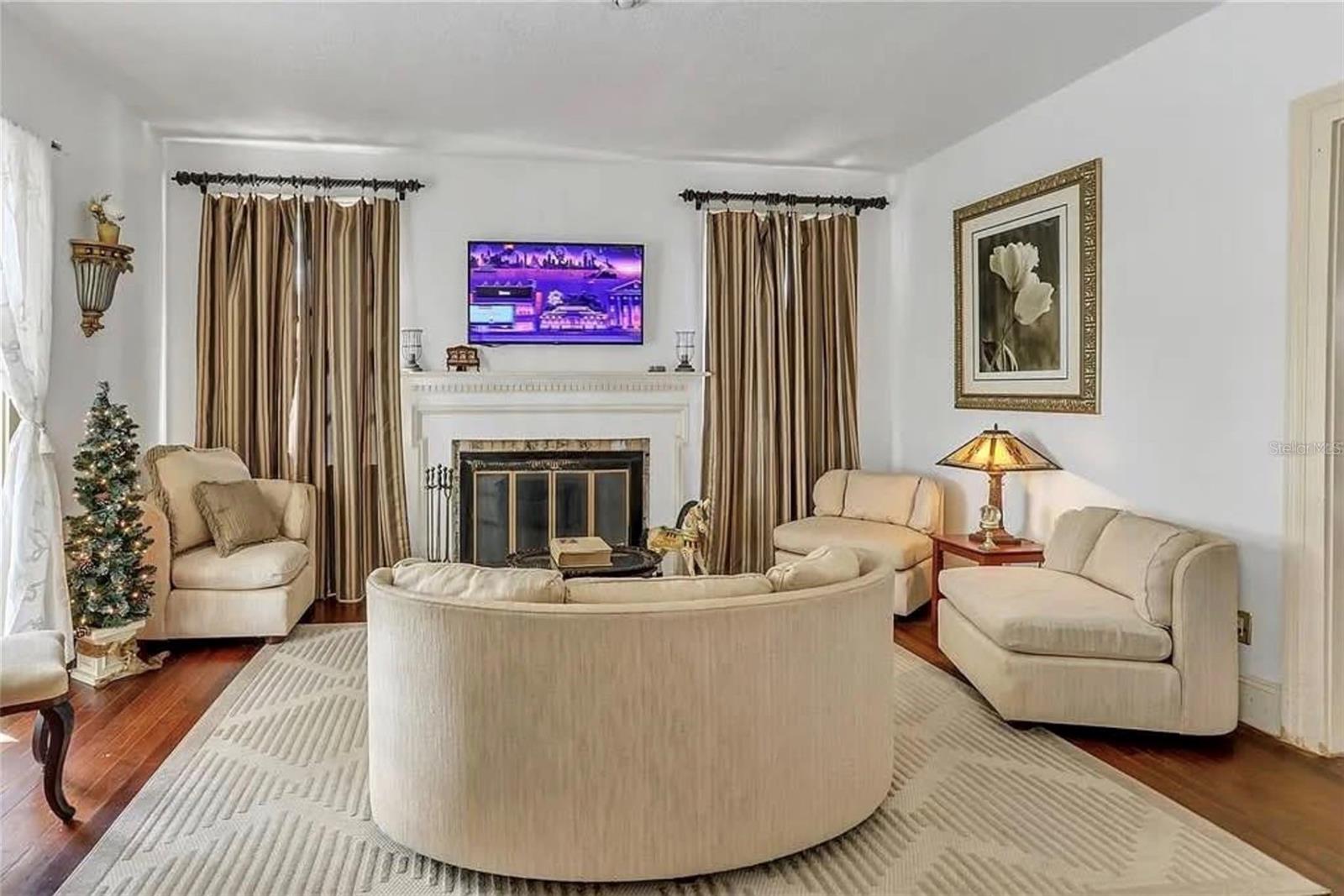 ERROL ESTATE - Residential