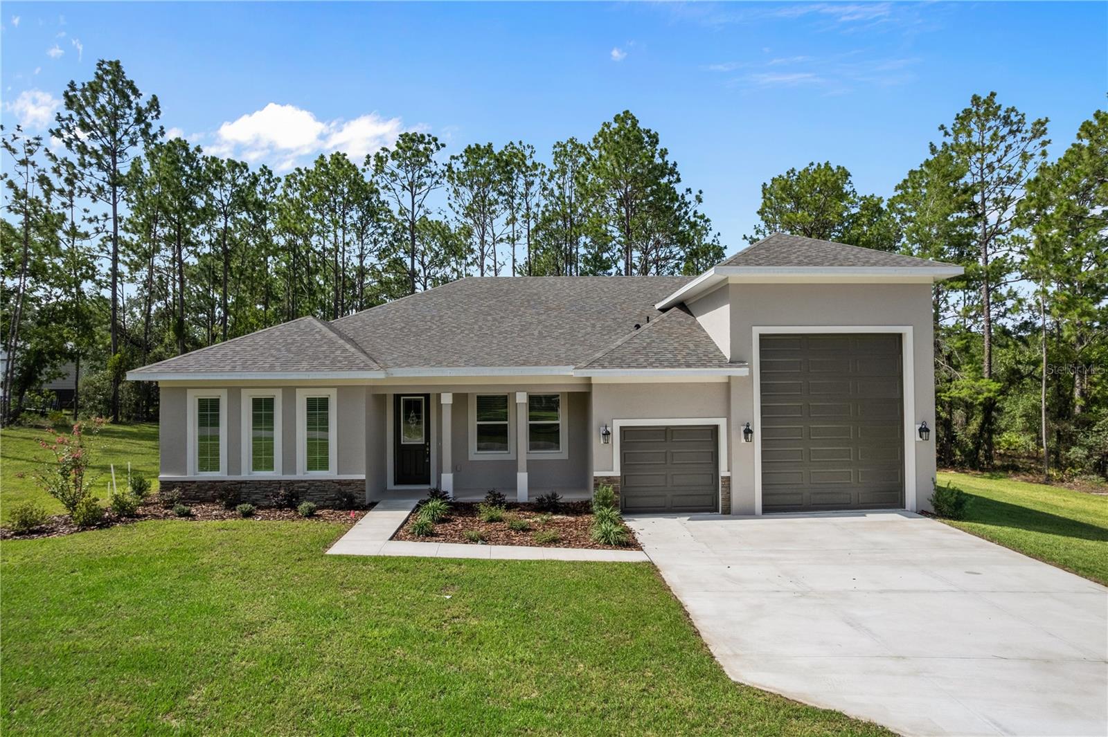 PINE RIDGE UNIT 01 - Residential