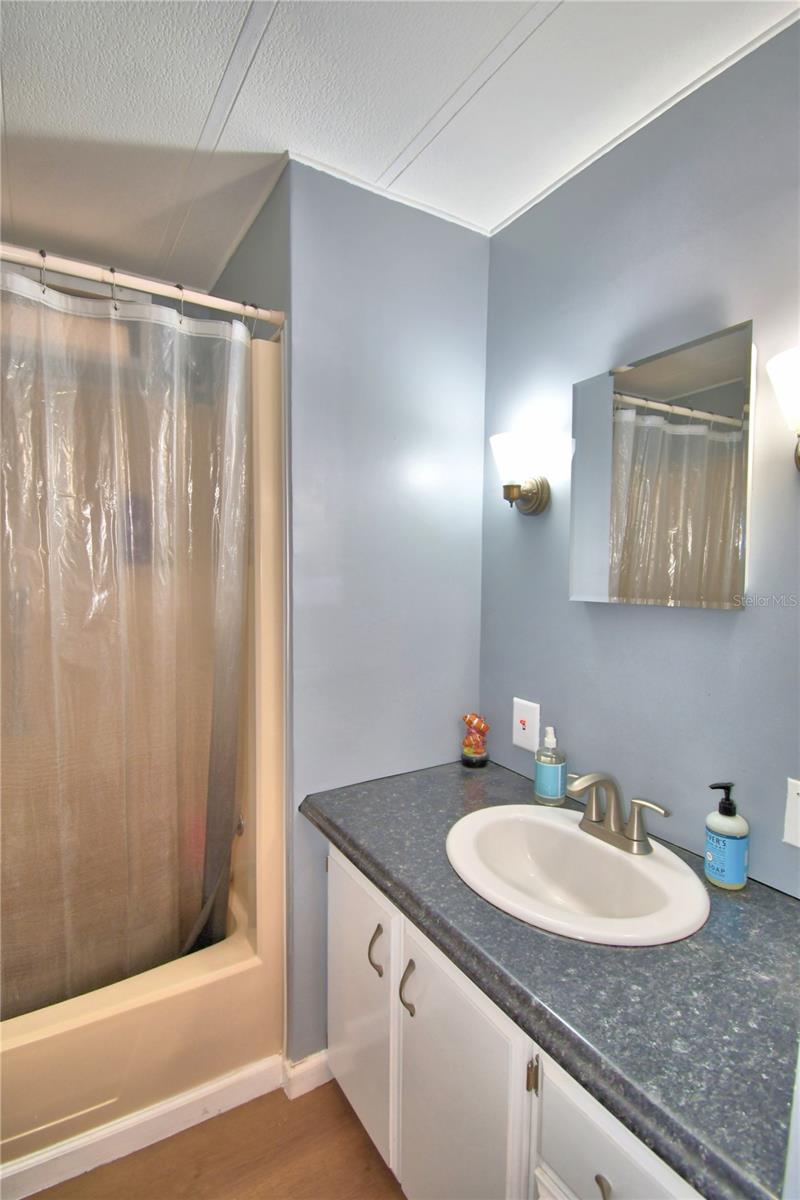 OAKWOOD ESTATES - Residential