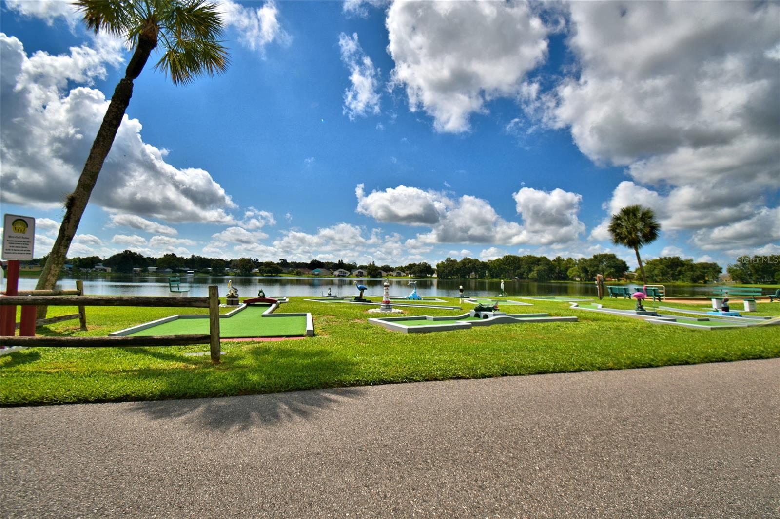 OAKWOOD ESTATES - Residential