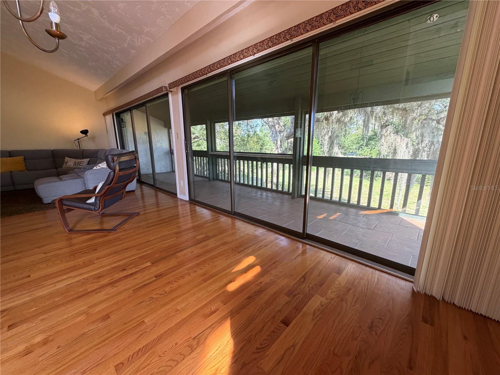 GRENELEFE TWNHSE AREA TR 31 - Residential