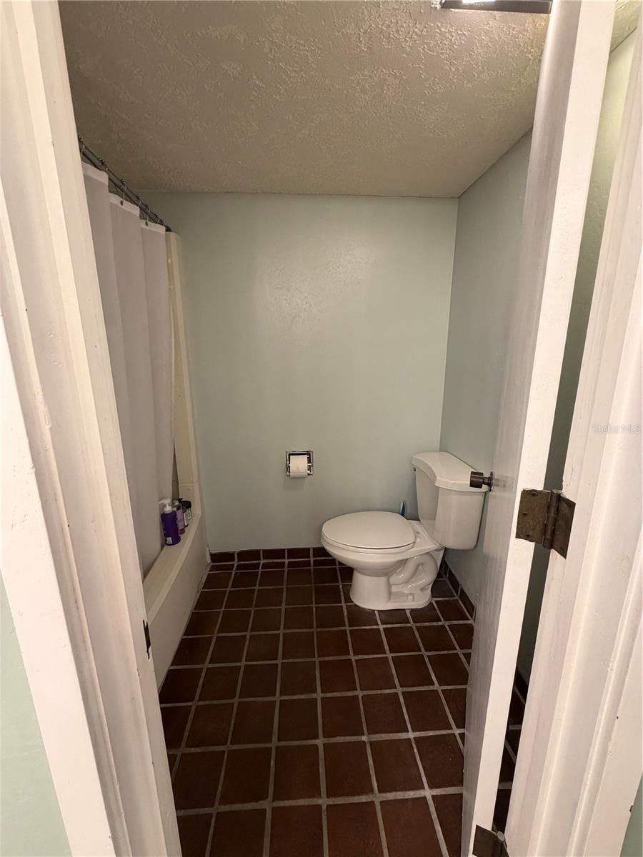 GRENELEFE TWNHSE AREA TR 31 - Residential