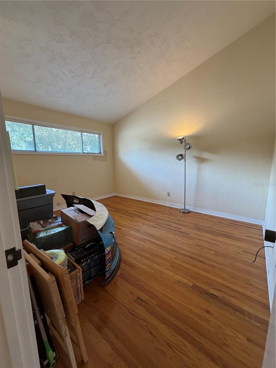 GRENELEFE TWNHSE AREA TR 31 - Residential