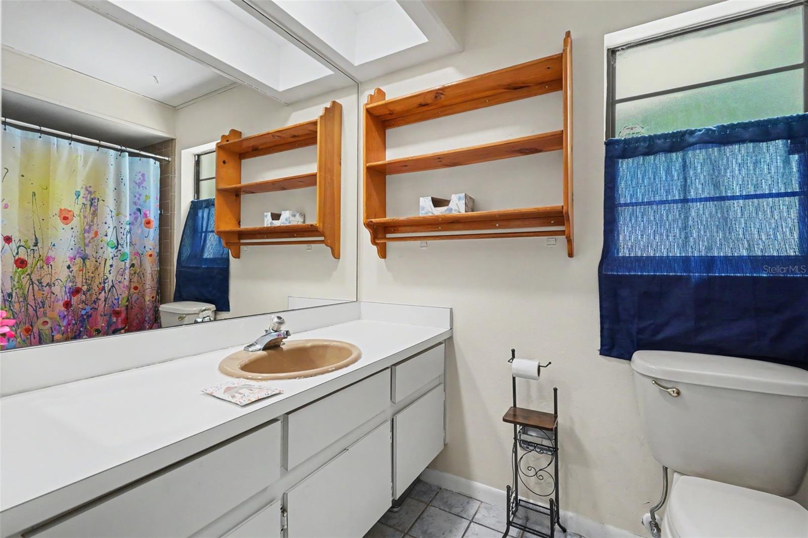 WESTLAKE VILLAGE - Residential
