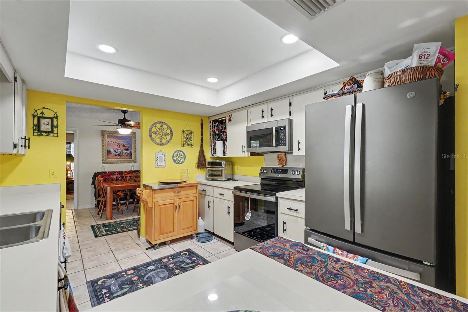 WESTLAKE VILLAGE - Residential