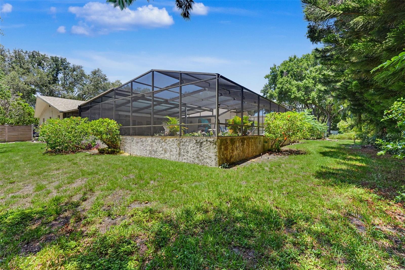 WESTLAKE VILLAGE - Residential