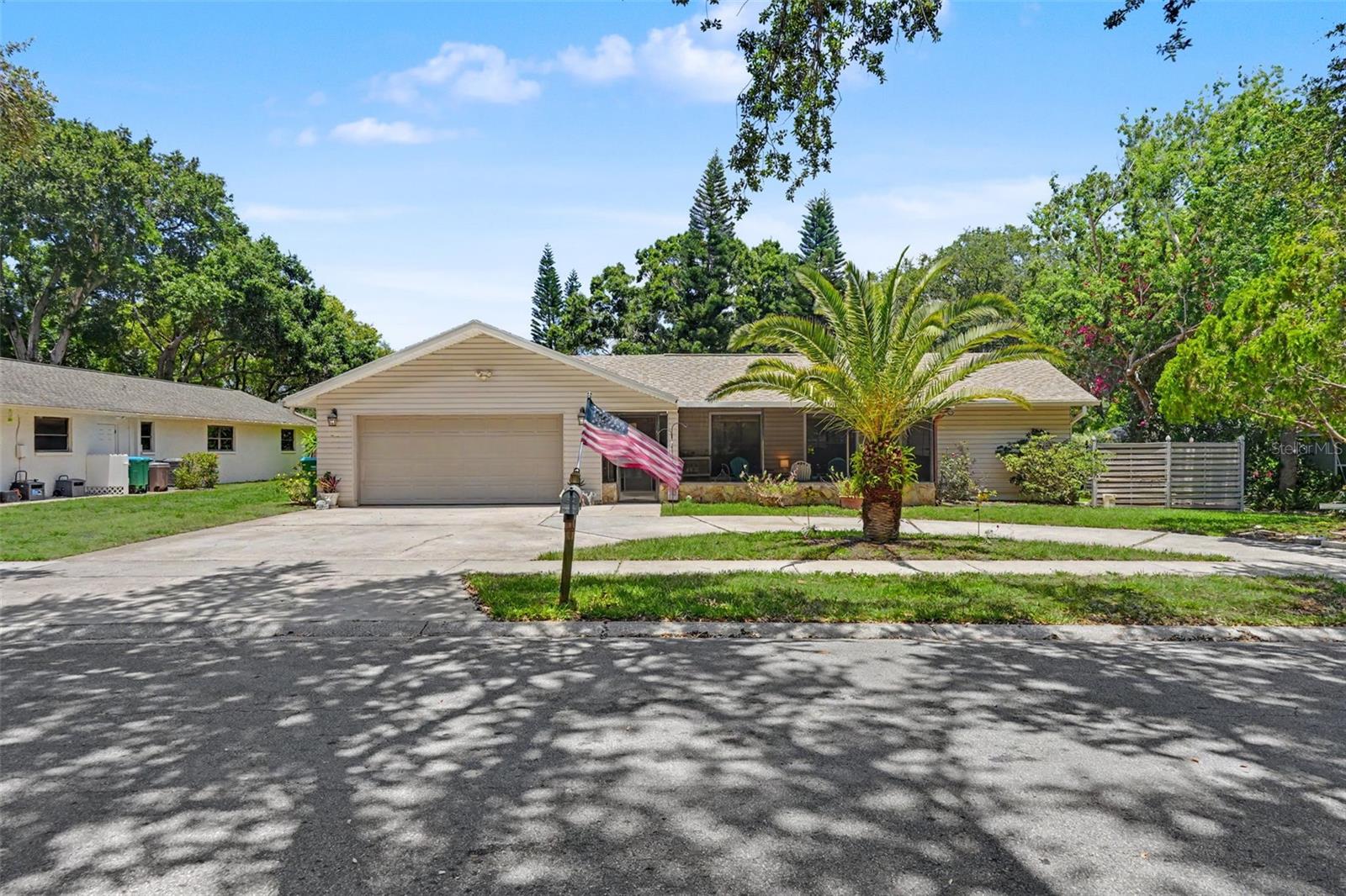 WESTLAKE VILLAGE - Residential