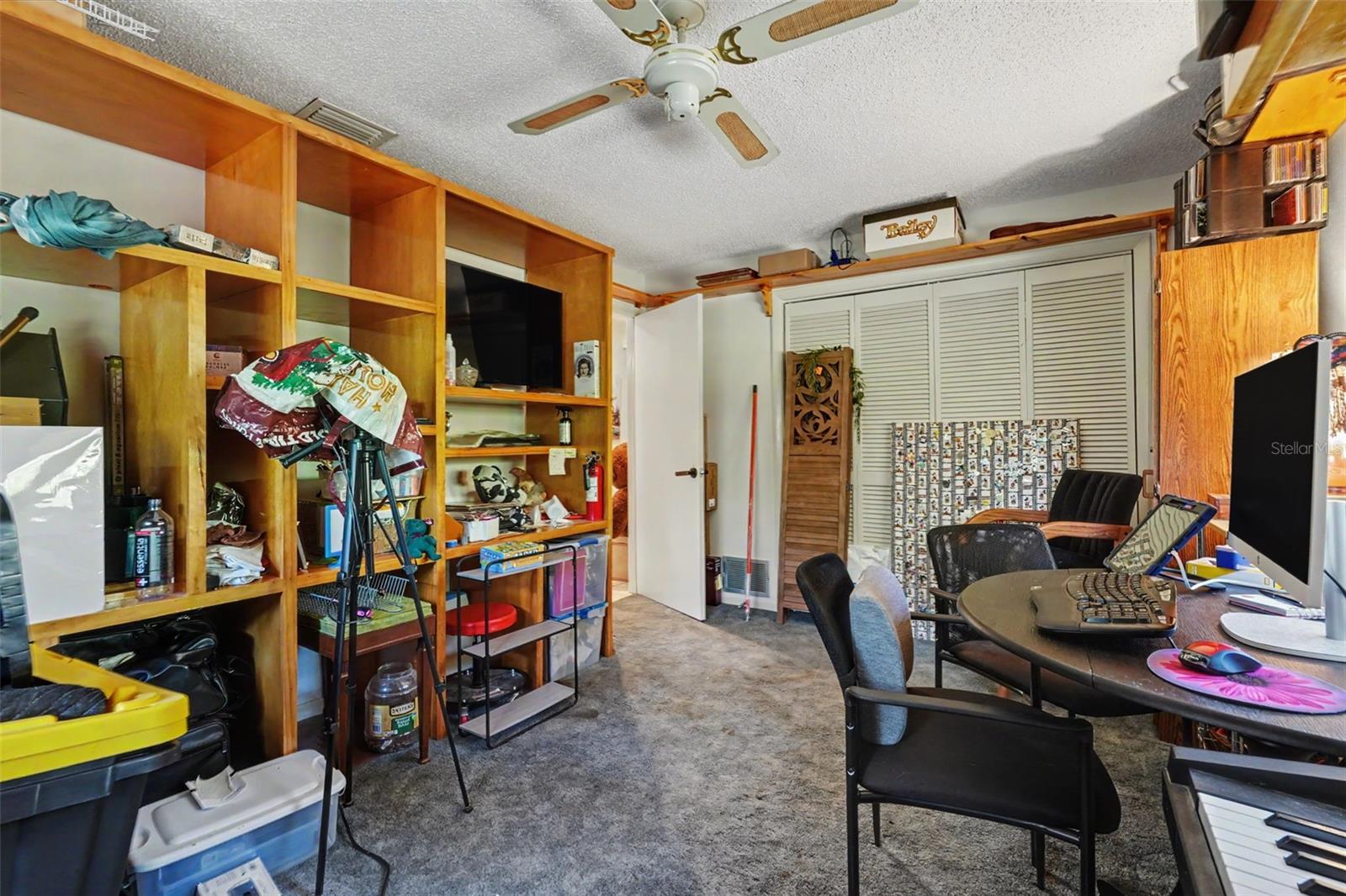 WESTLAKE VILLAGE - Residential