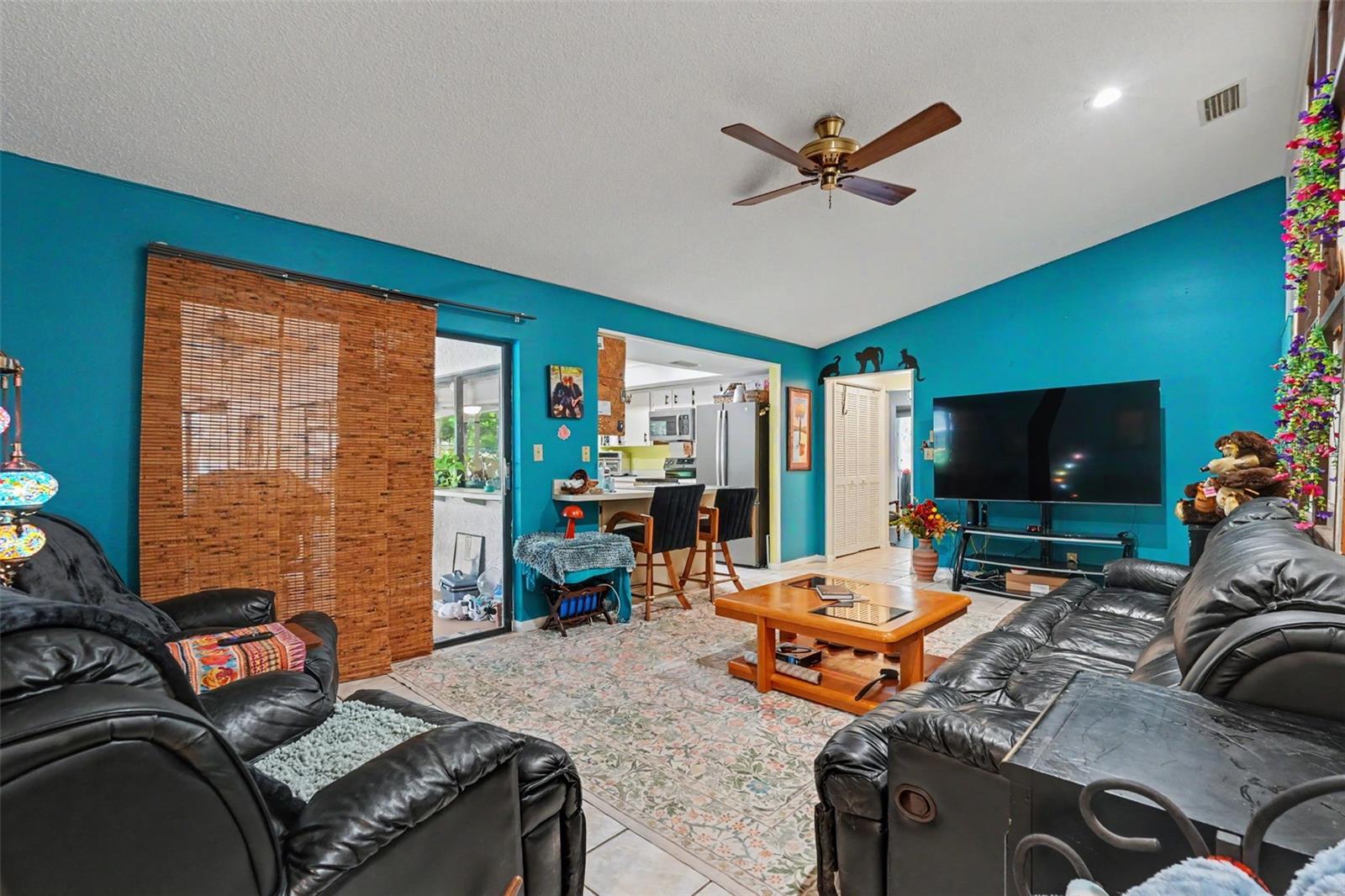 WESTLAKE VILLAGE - Residential