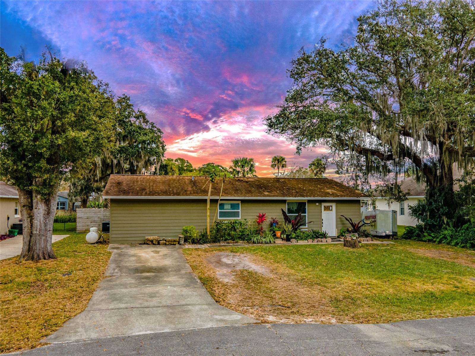 Florida Shores 01 - Residential