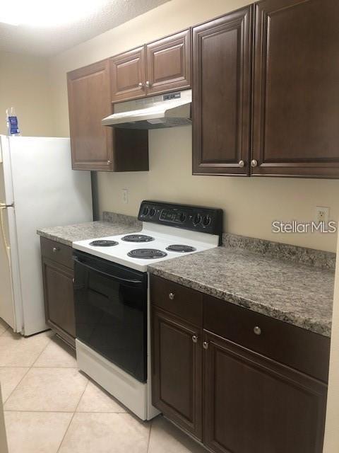 PROVIDENCE TWNHMS PH 1 - Residential Lease