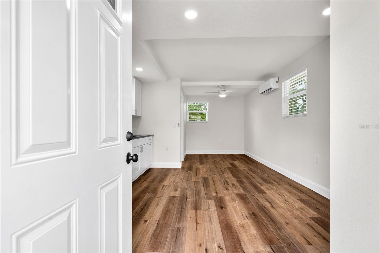 BAYSHORE HEIGHTS - Residential