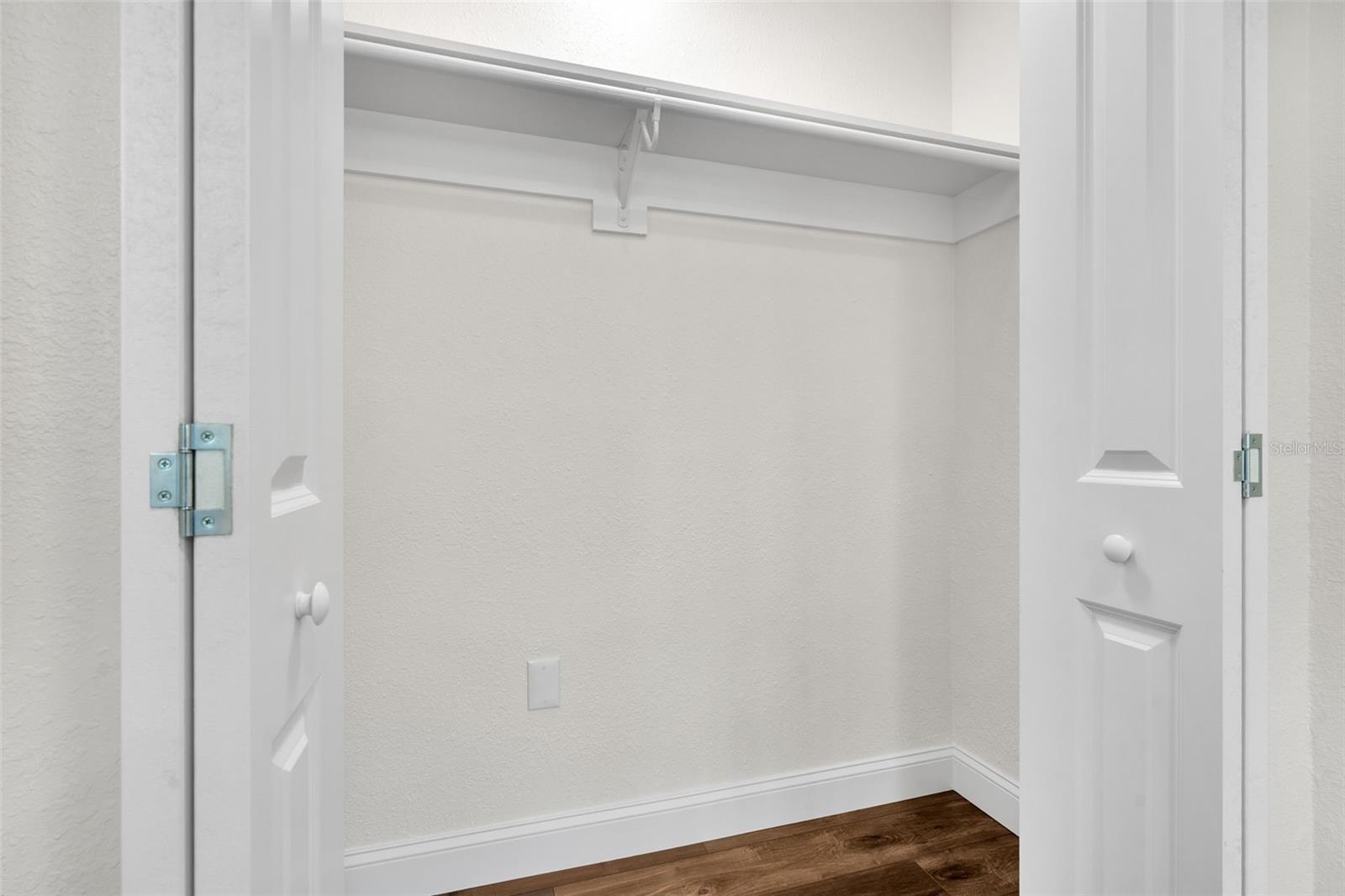 BAYSHORE HEIGHTS - Residential
