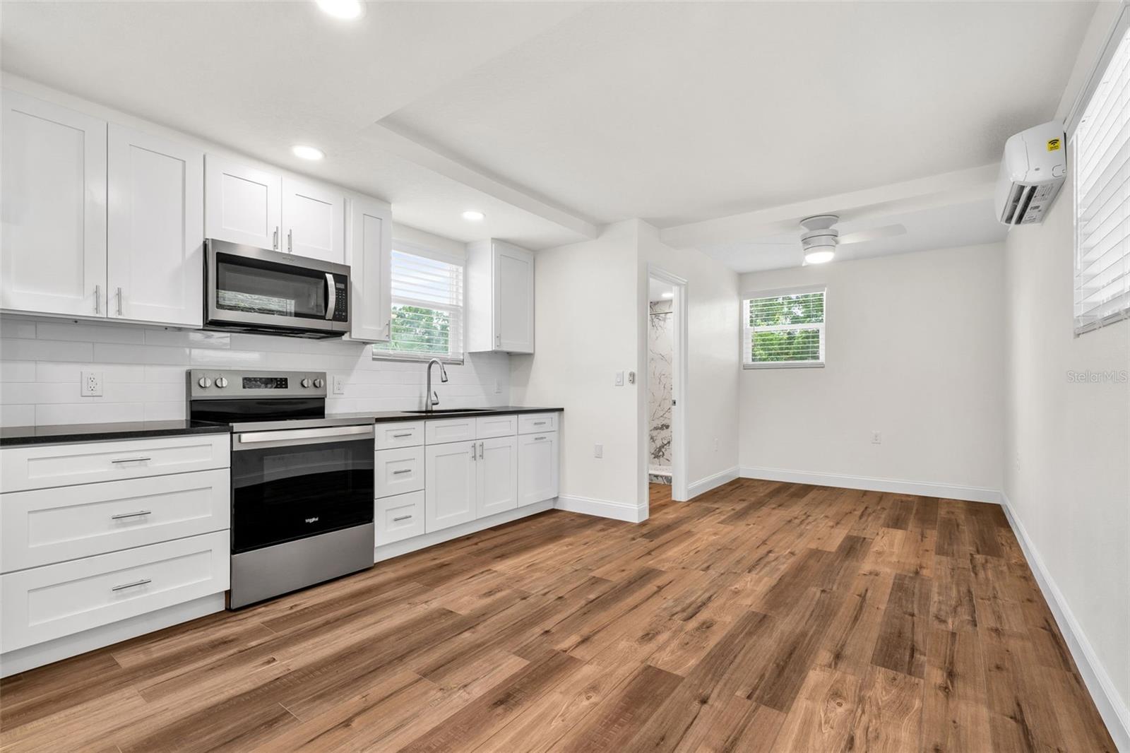 BAYSHORE HEIGHTS - Residential