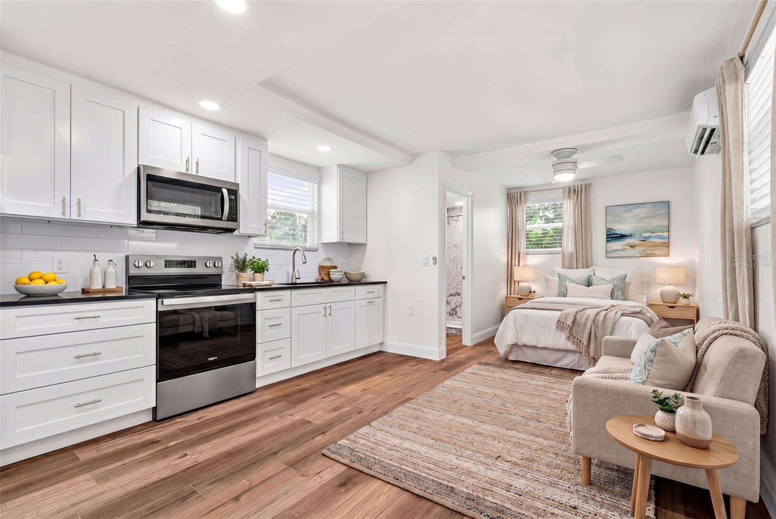 BAYSHORE HEIGHTS - Residential