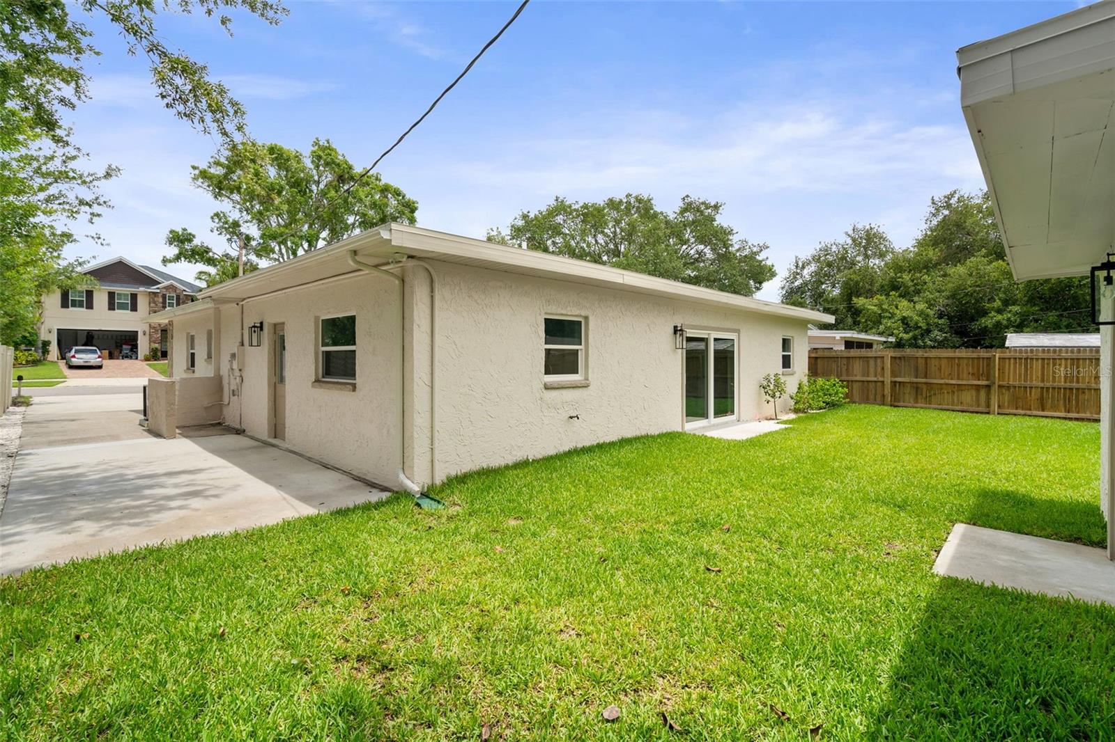 BAYSHORE HEIGHTS - Residential