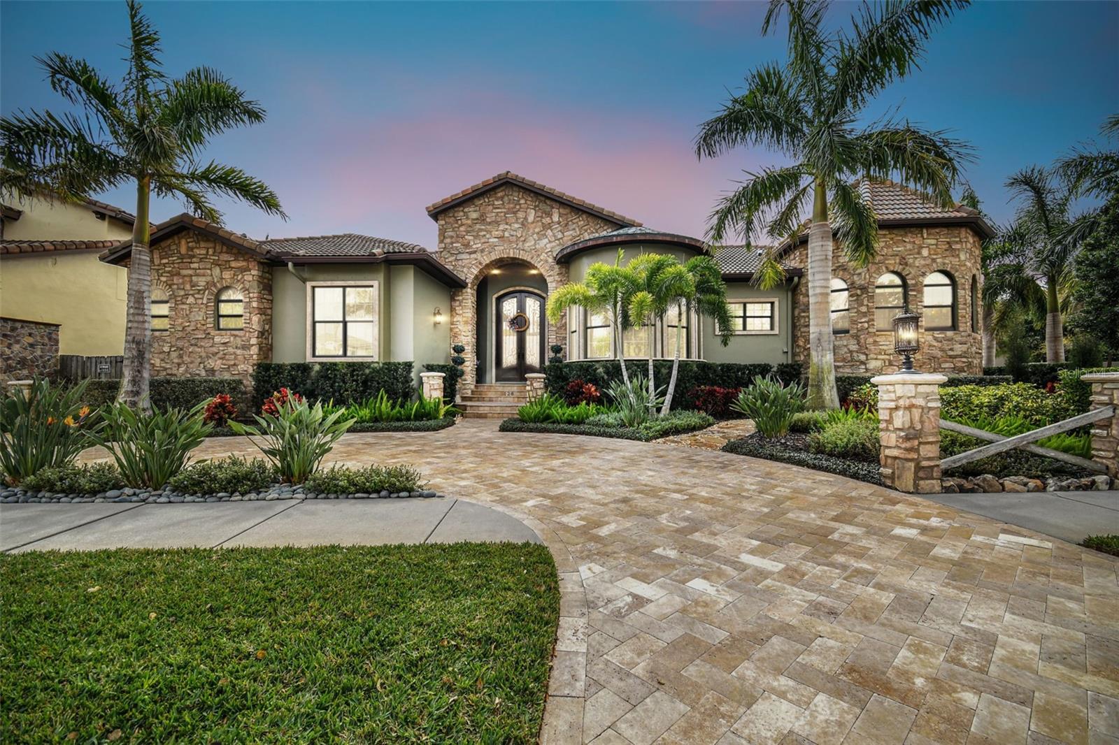 DAVIS ISLANDS PB10 PG52 TO 57 - Residential