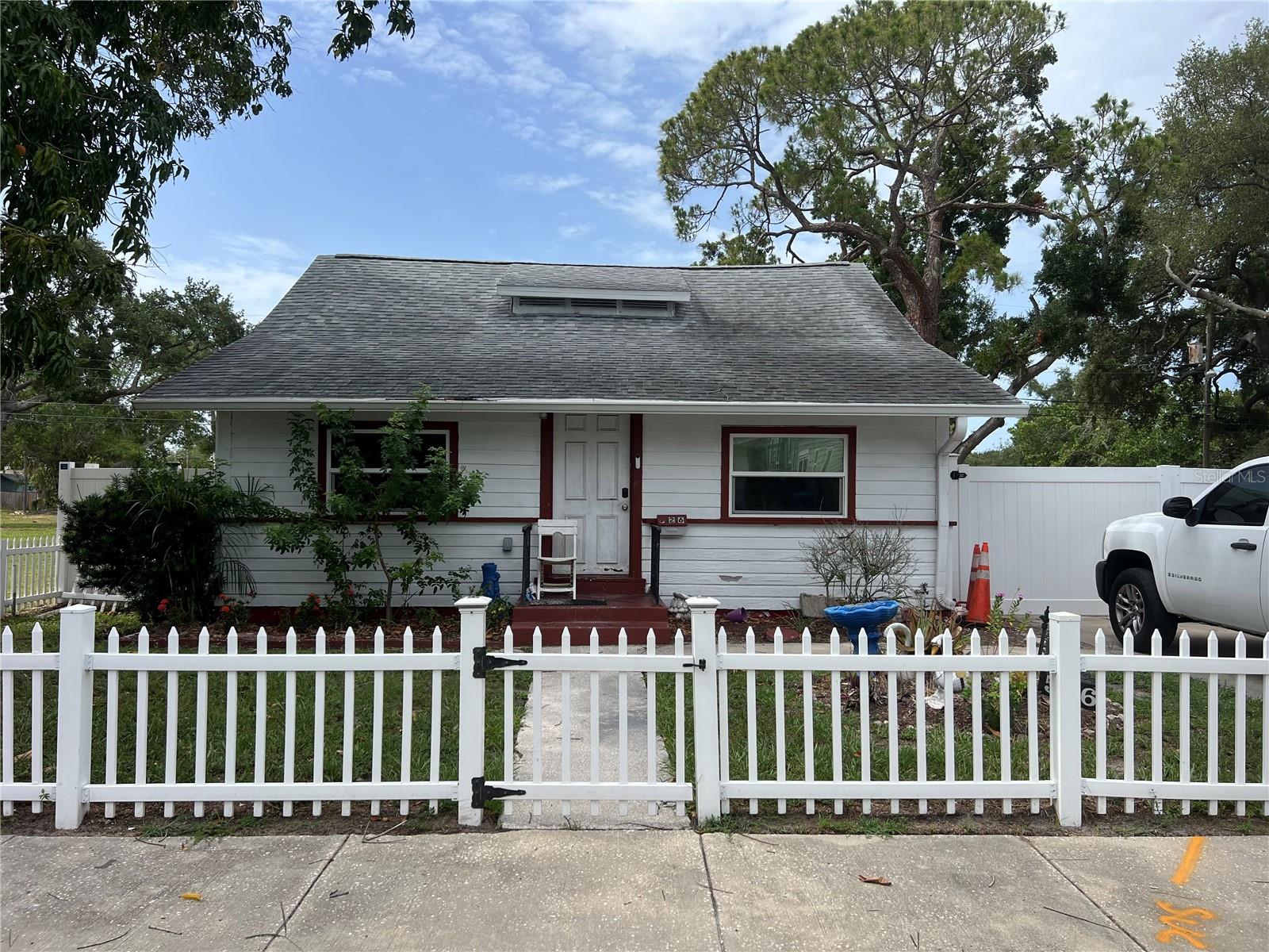 ACT FAST—PRICED TO MOVE IMMEDIATELY! Located in a high-demand, rapidly appreciating pocket in south St Pete, this property offers prime proximity to both Downtown and the nearby college campus—making it an absolute magnet for tenant demand. With values soaring in the area, this turnkey asset is priced incredibly well and expected to sell fast.
Extensively renovated in 2025, the home features an updated kitchen, modern bathrooms, new flooring, select new windows, updated plumbing (2021), and a 2014 roof.
Investor Note: A spacious unheated bonus room offers an effortless, immediate value-add play. Finish the space to instantly transition the layout to a 4BD/2BA home, drastically scaling the heated square footage, market value, and rental income potential.
Opportunities at this price point in this location are rare. Bring your highest and best —this one will move fast!