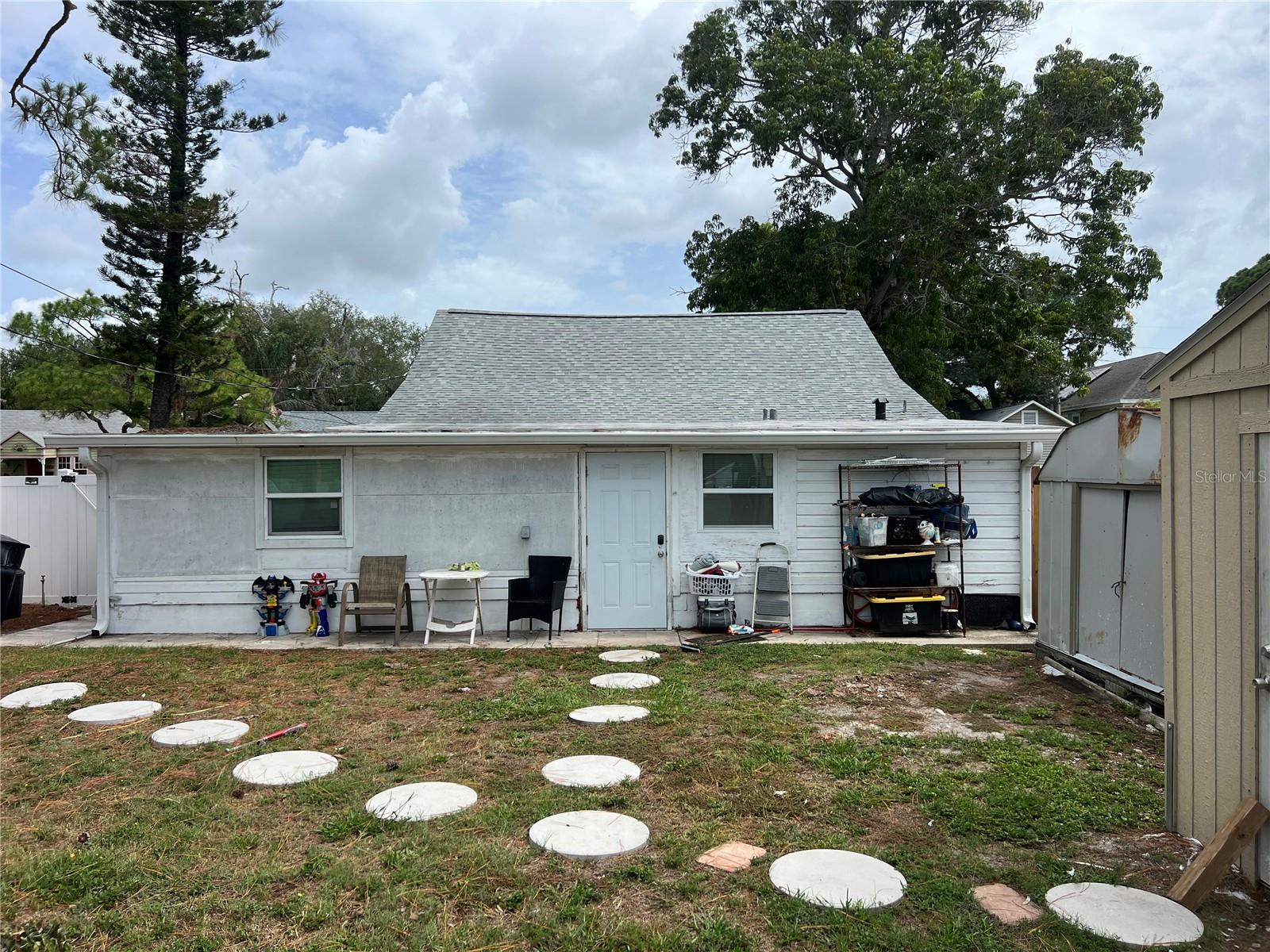 ROYAL POINCIANA - Residential
