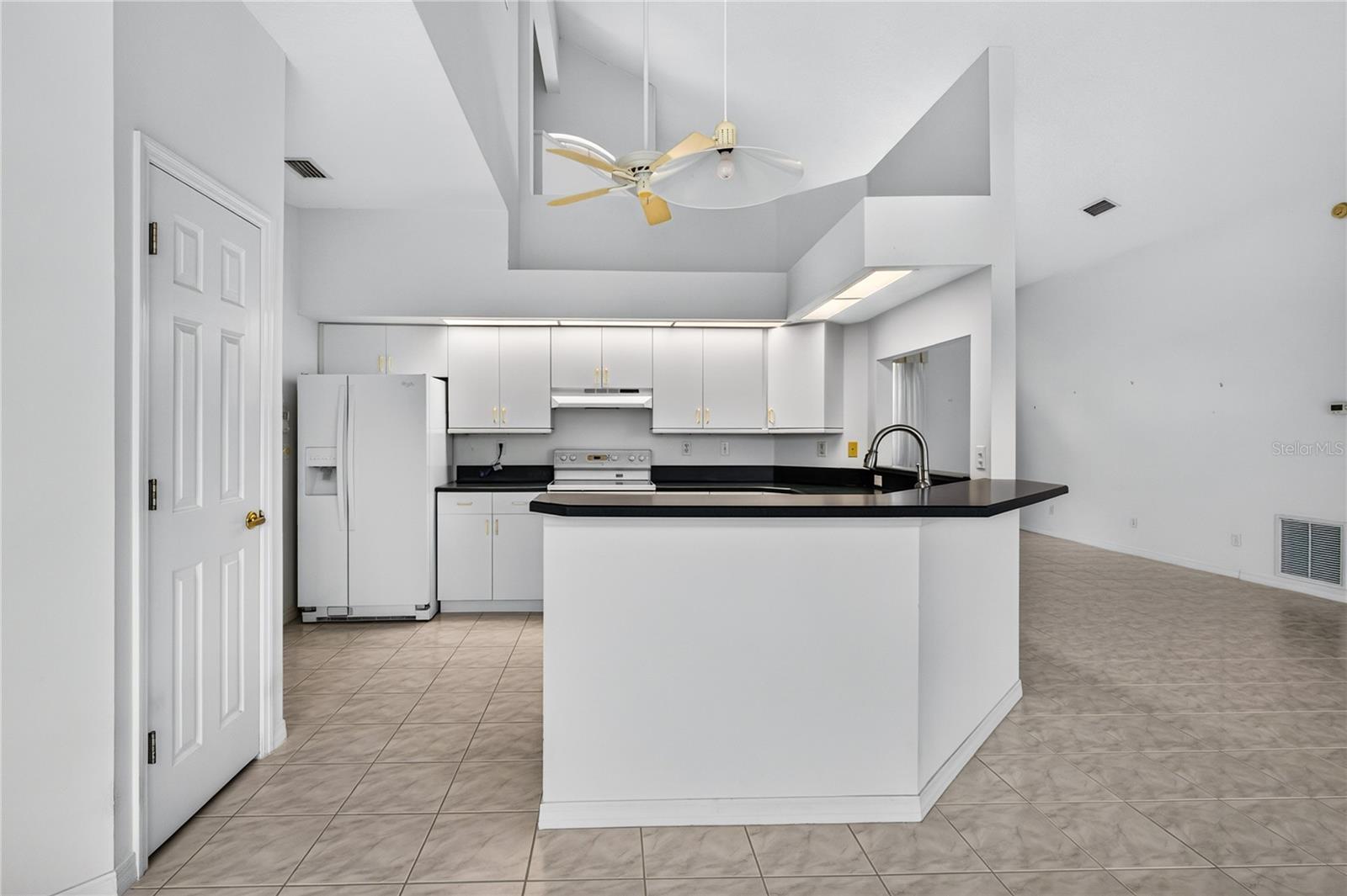 LAKE RIDGE CLUB ADD 01 - Residential