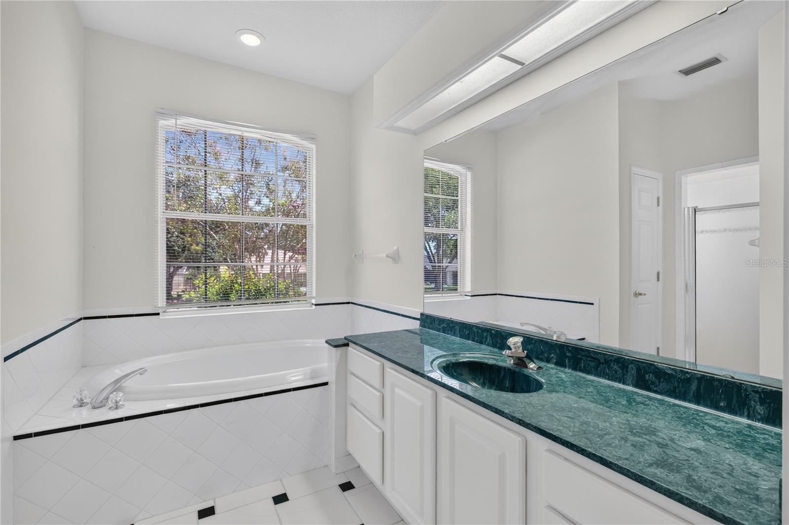LAKE RIDGE CLUB ADD 01 - Residential