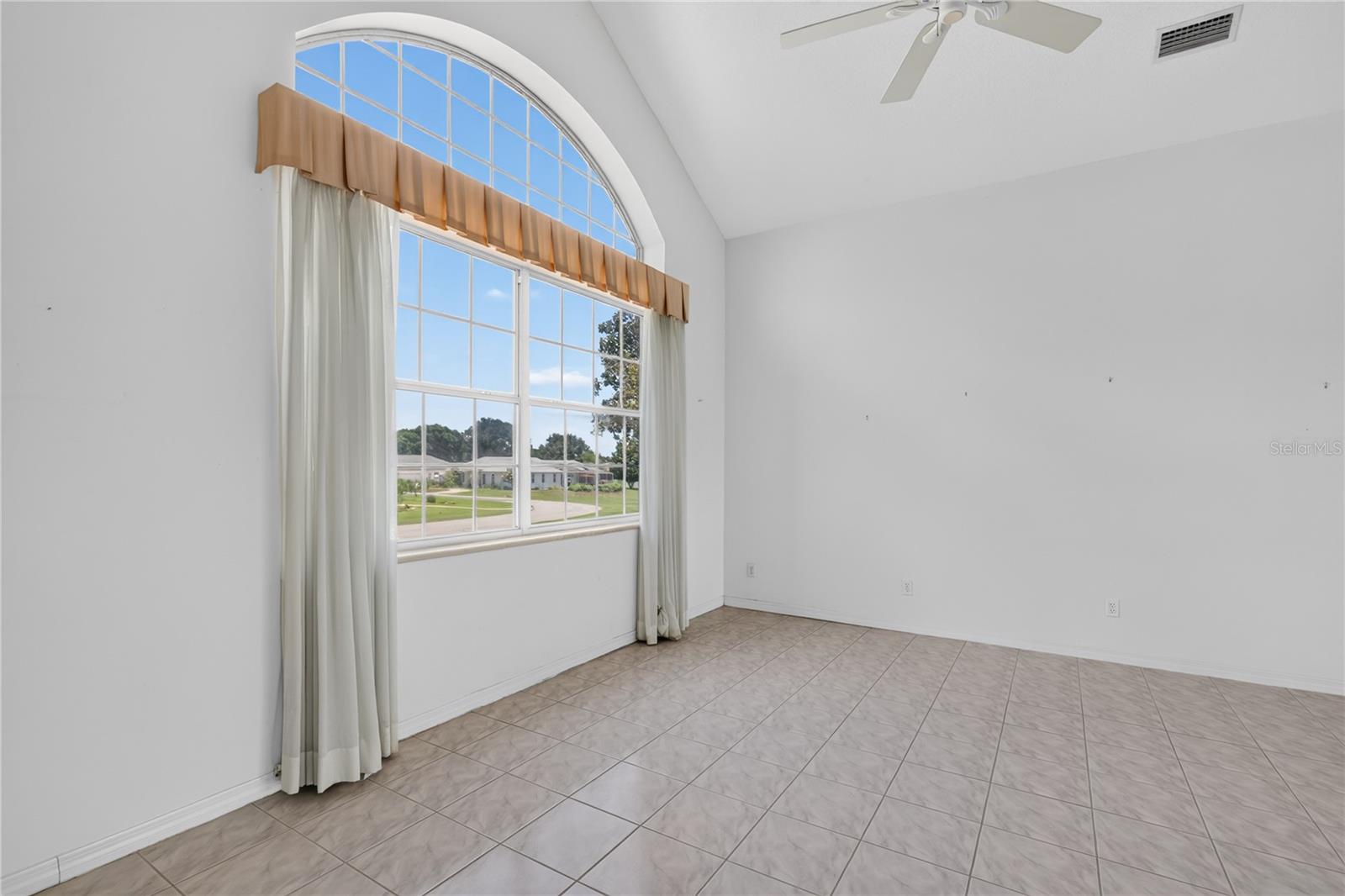 LAKE RIDGE CLUB ADD 01 - Residential