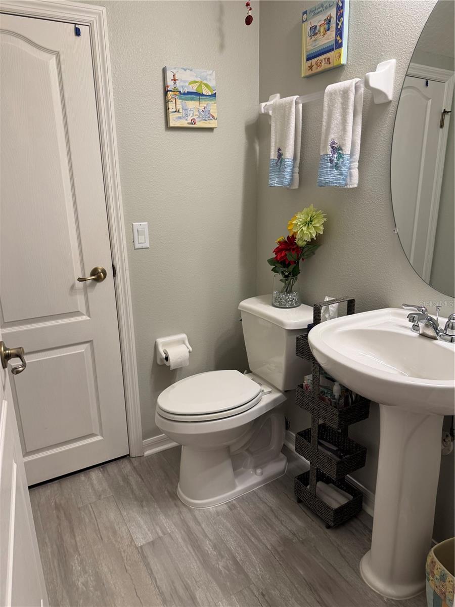 THE TWNHMS AT LIGHTHOUSE COVE II - Residential Lease