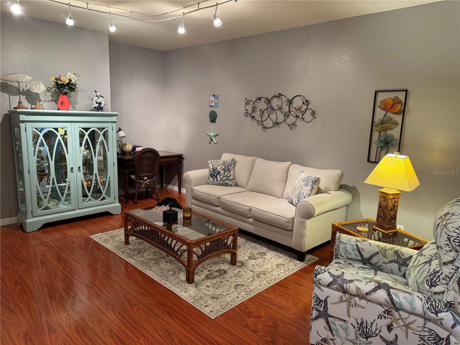 THE TWNHMS AT LIGHTHOUSE COVE II - Residential Lease