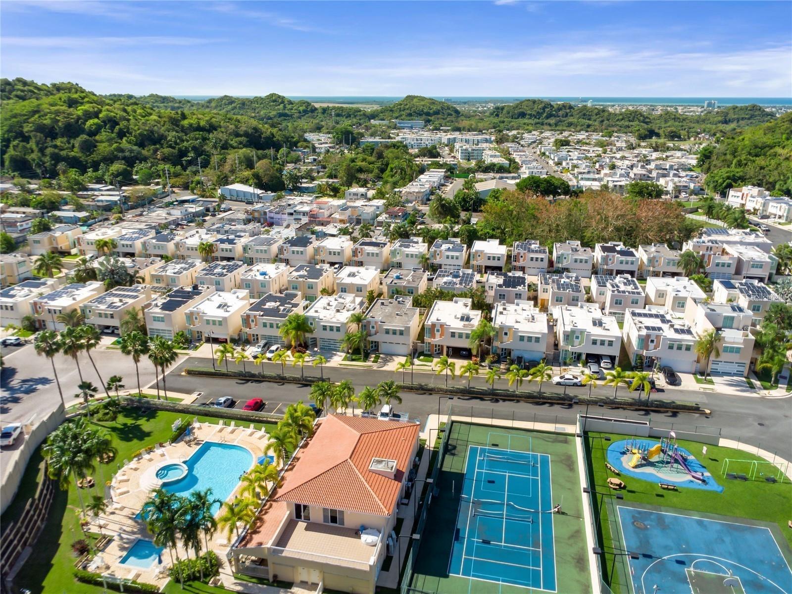MIRABELLA VILLAGE AND CLUB, BAYAMON PR - Residential