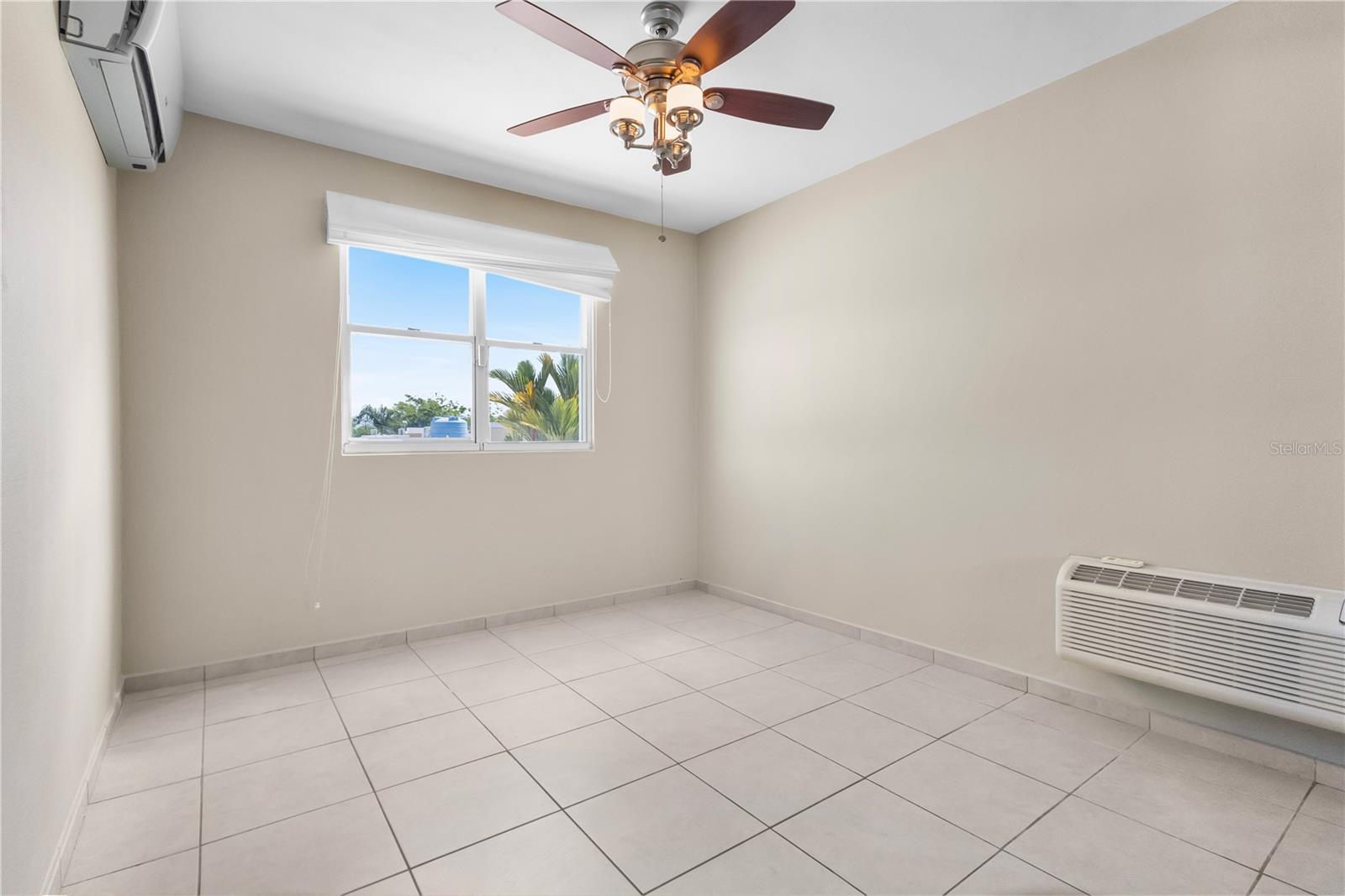 MIRABELLA VILLAGE AND CLUB, BAYAMON PR - Residential