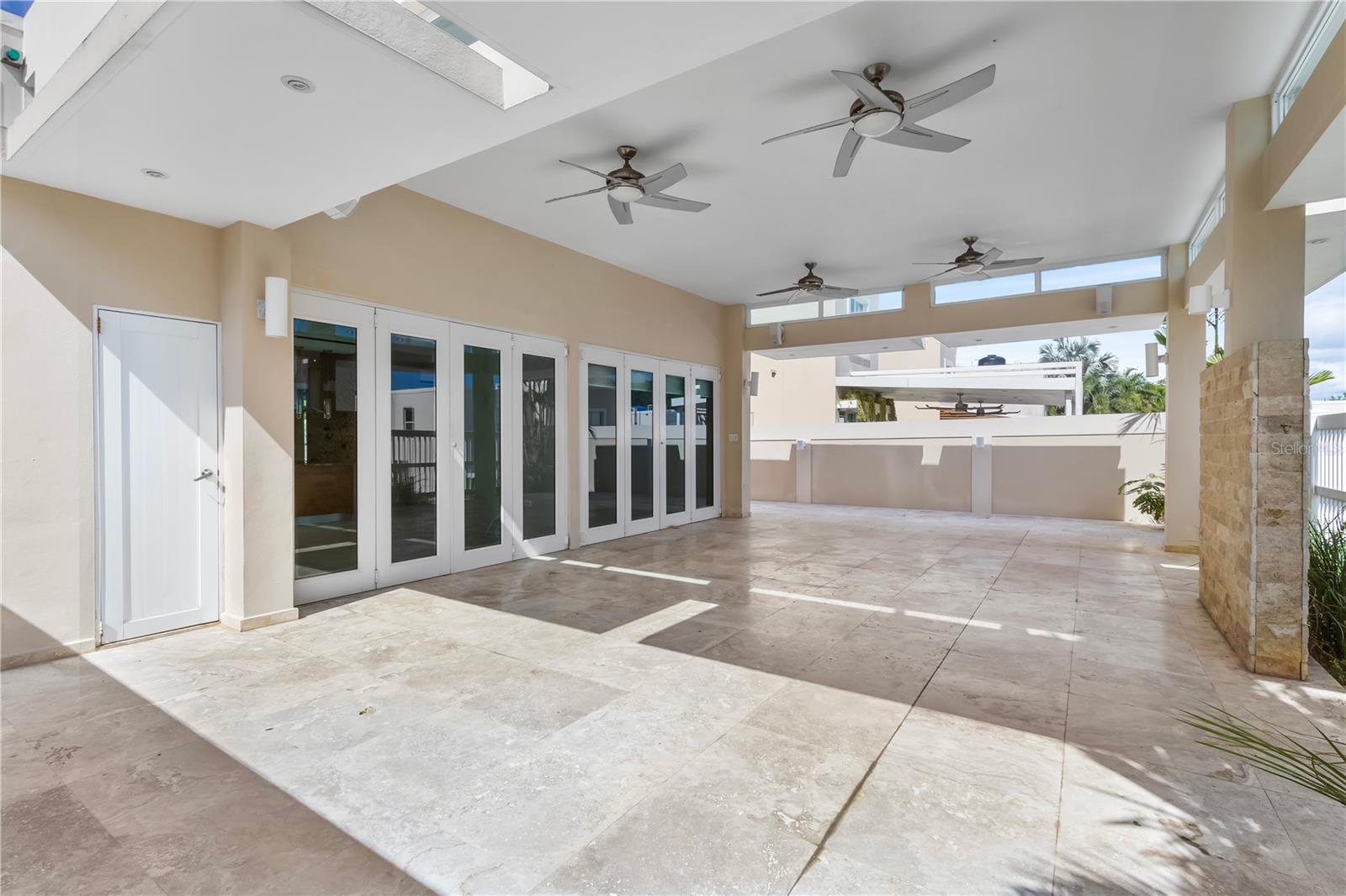 MIRABELLA VILLAGE AND CLUB, BAYAMON PR - Residential