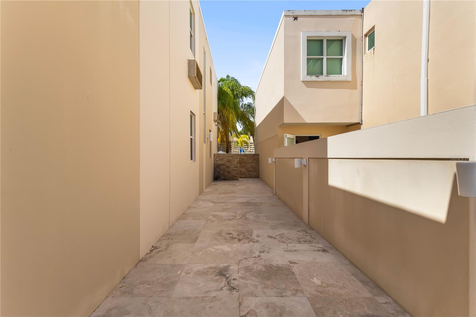 MIRABELLA VILLAGE AND CLUB, BAYAMON PR - Residential