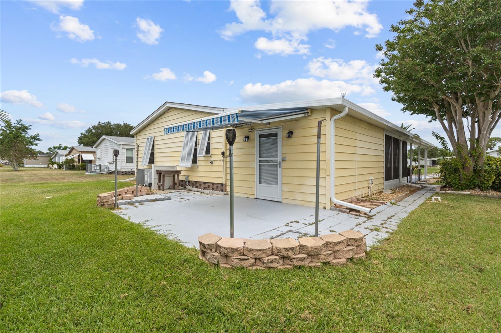 TANGERINE WOODS - Residential