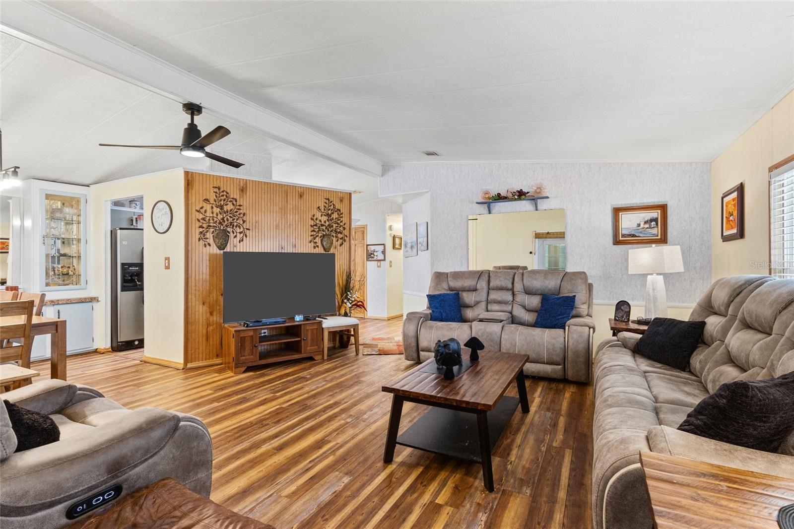 TANGERINE WOODS - Residential