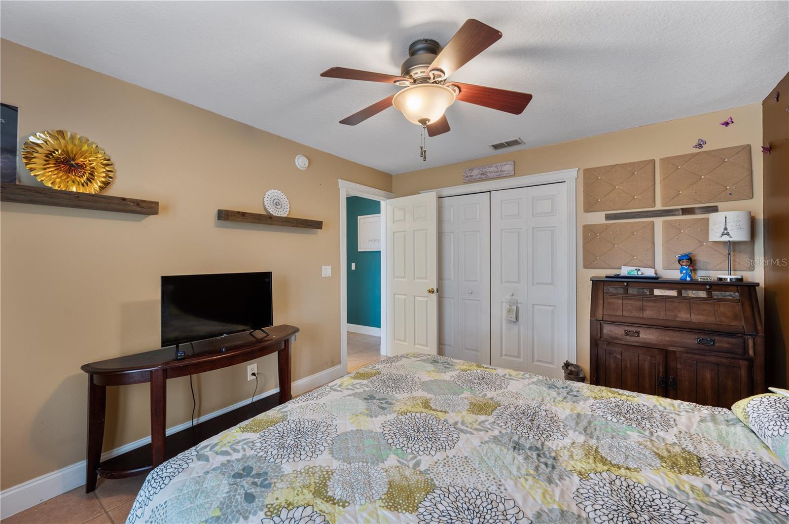 REAGANS RUN - Residential