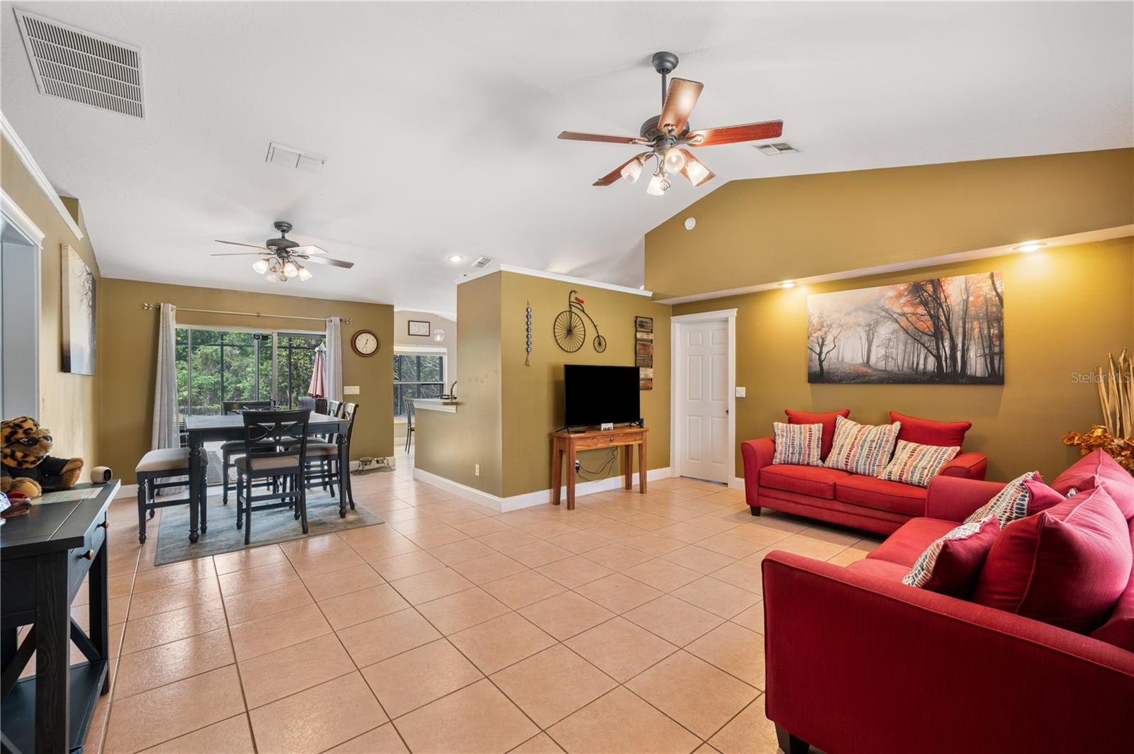 REAGANS RUN - Residential
