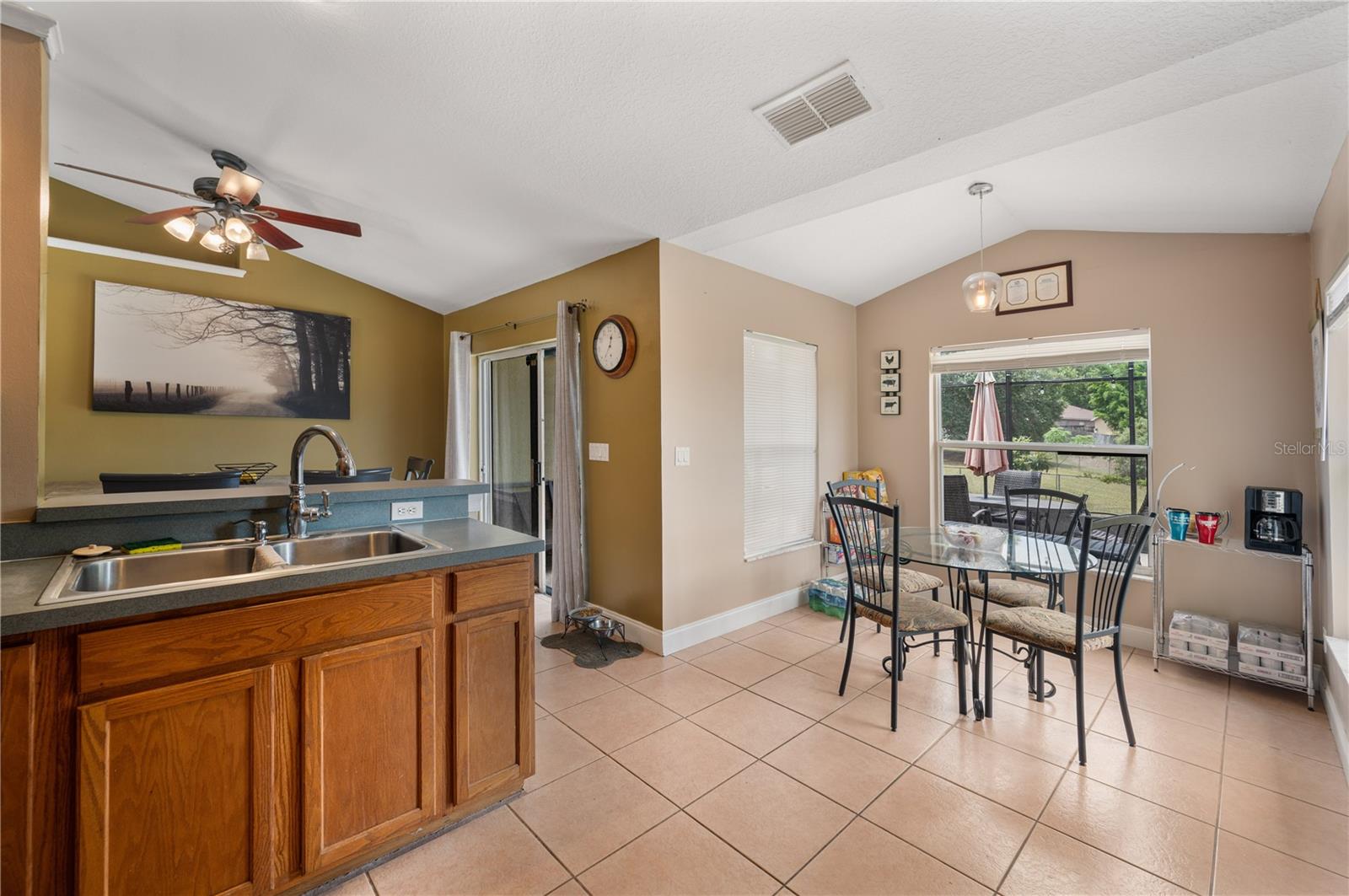 REAGANS RUN - Residential