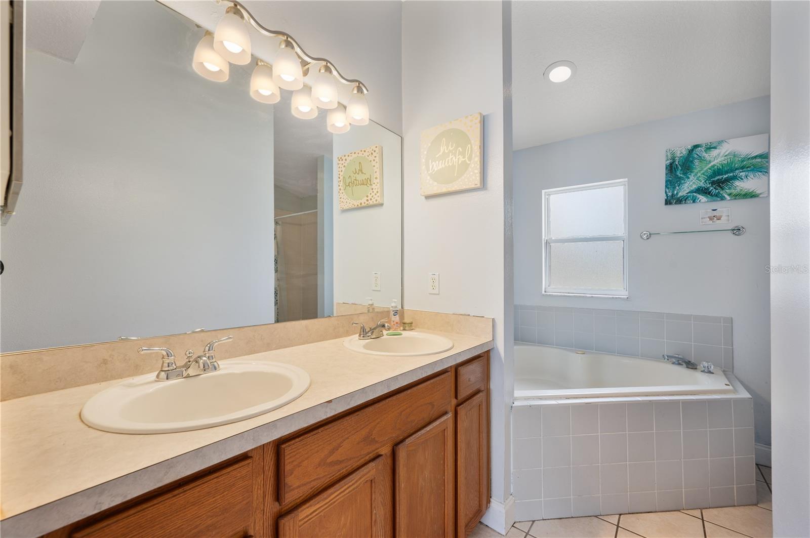 REAGANS RUN - Residential