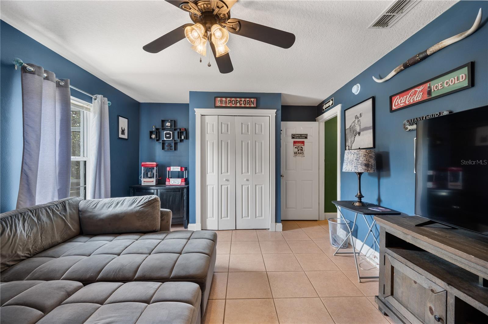 REAGANS RUN - Residential