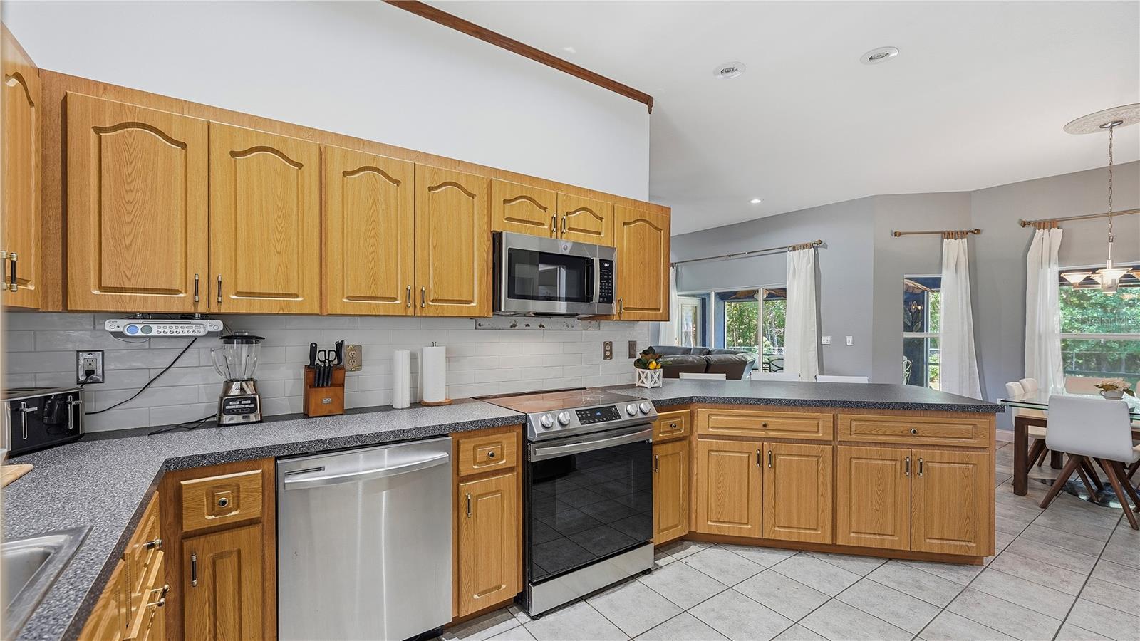 ACREAGE - Residential